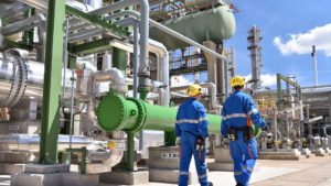 как попасть на работу в международный нефтегазовый проект